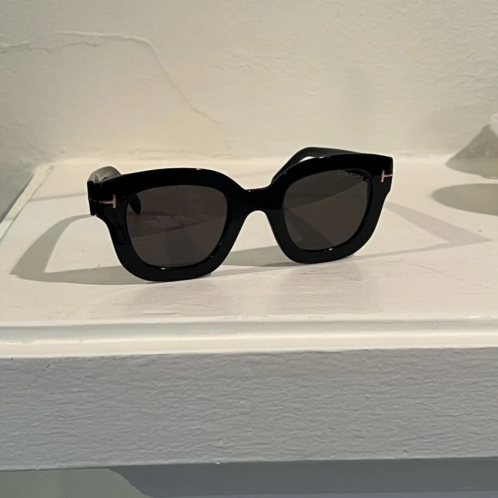 Tom Ford Black Sunglasses AUTHENTIC - Picture 4 of 6